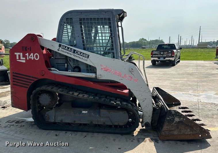 image for item DS2074 2007 Takeuchi TL140  tracked skid steer loader