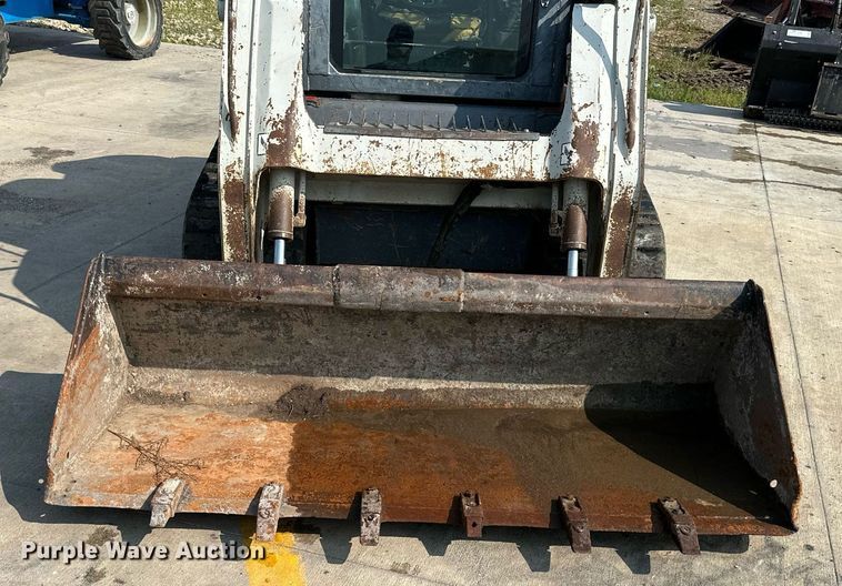 image for item DS2074 2007 Takeuchi TL140  tracked skid steer loader