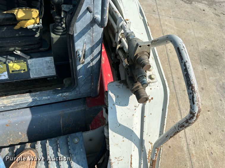 image for item DS2074 2007 Takeuchi TL140  tracked skid steer loader