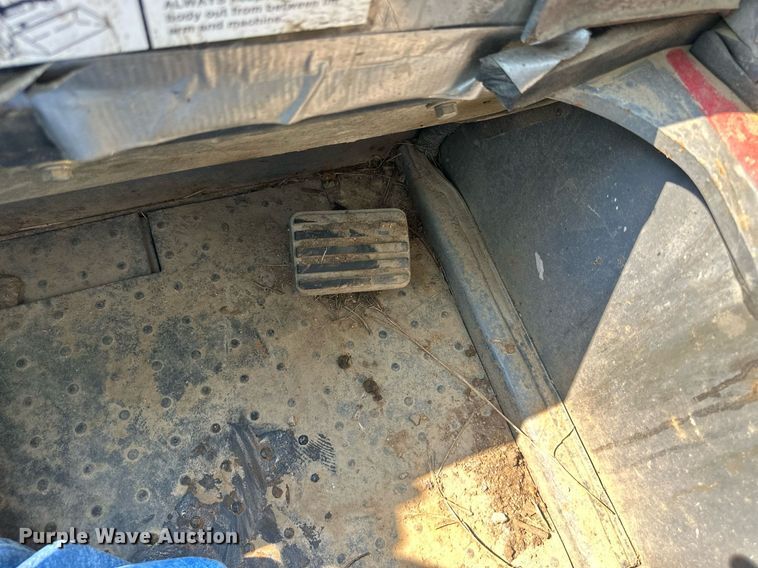 image for item DS2074 2007 Takeuchi TL140  tracked skid steer loader