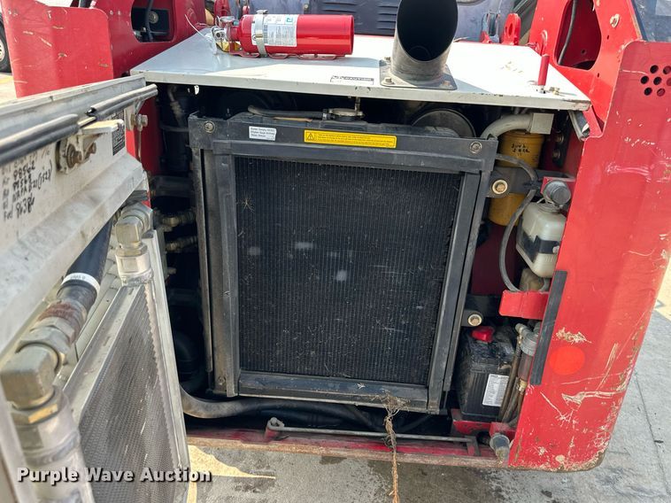 image for item DS2074 2007 Takeuchi TL140  tracked skid steer loader