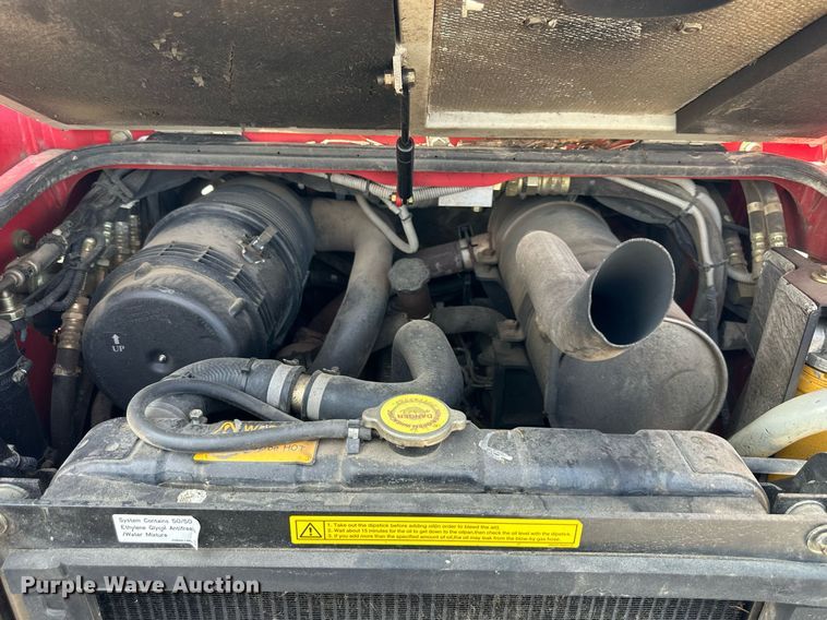 image for item DS2074 2007 Takeuchi TL140  tracked skid steer loader