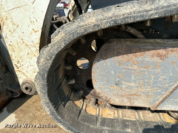 image for item DS2074 2007 Takeuchi TL140  tracked skid steer loader