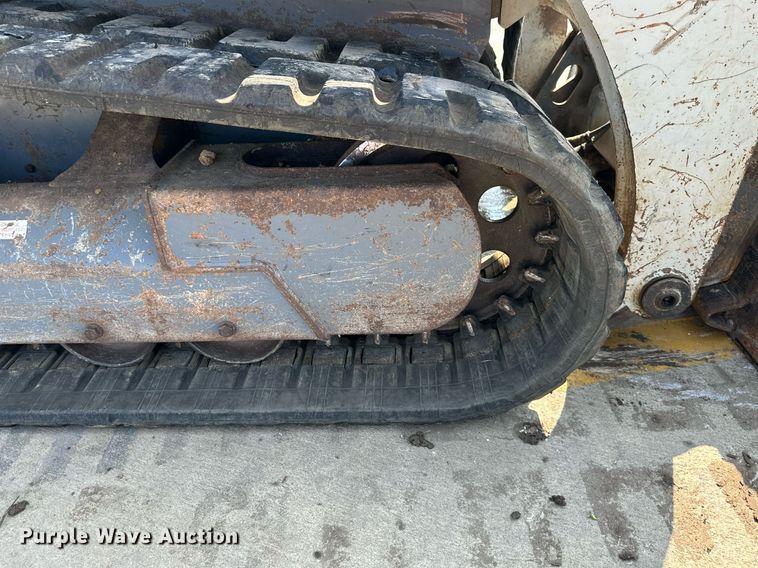 image for item DS2074 2007 Takeuchi TL140  tracked skid steer loader