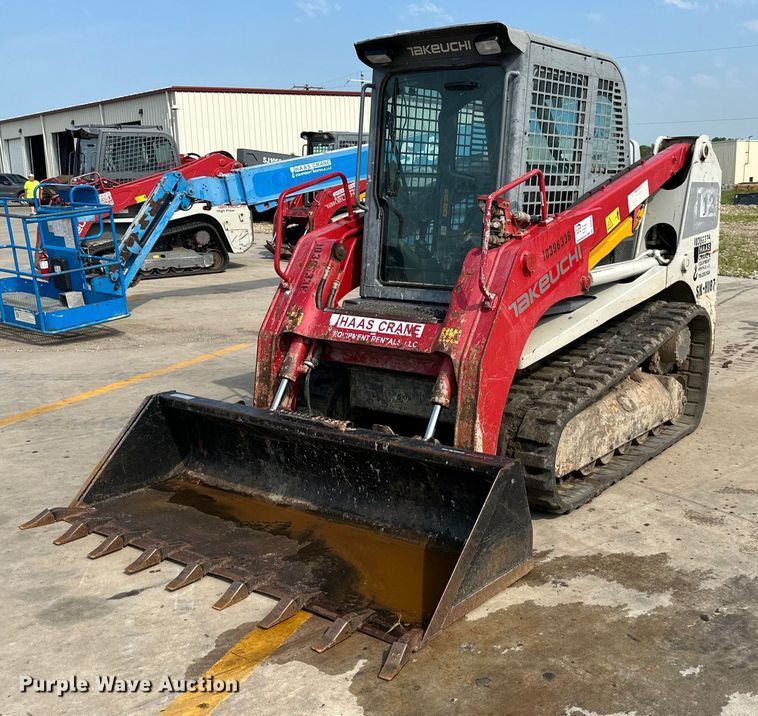 image for item DS2075 2015 Takeuchi TL12  tracked skid steer loader