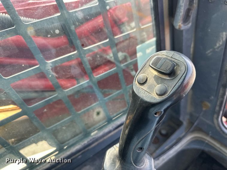 image for item DS2075 2015 Takeuchi TL12  tracked skid steer loader