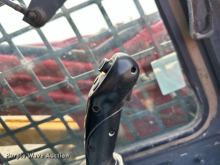 image for item DS2075 2015 Takeuchi TL12  tracked skid steer loader