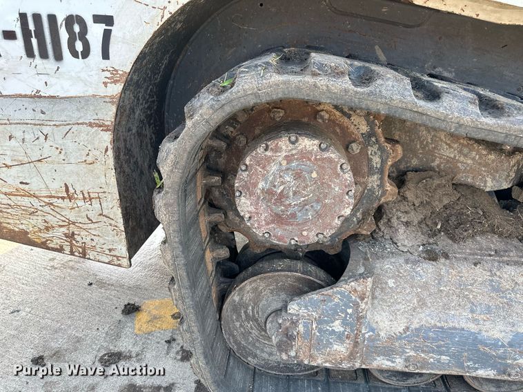 image for item DS2075 2015 Takeuchi TL12  tracked skid steer loader