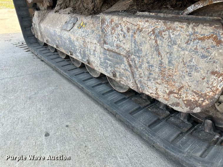 image for item DS2075 2015 Takeuchi TL12  tracked skid steer loader