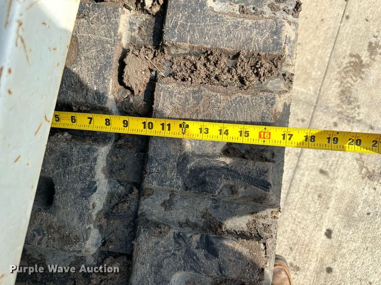 image for item DS2075 2015 Takeuchi TL12  tracked skid steer loader