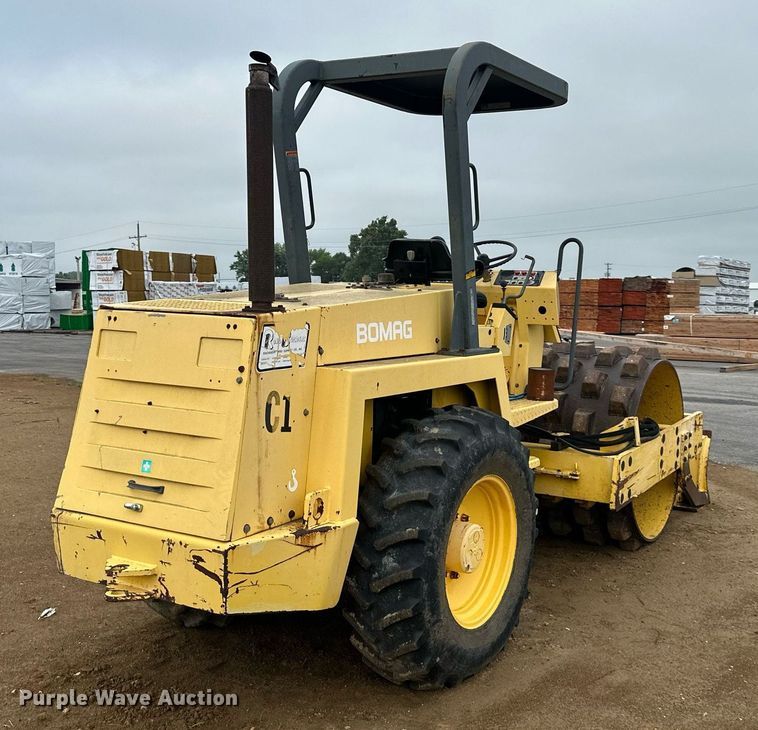 image for item DS2097 Bomag BW172PDB-2  single drum roller