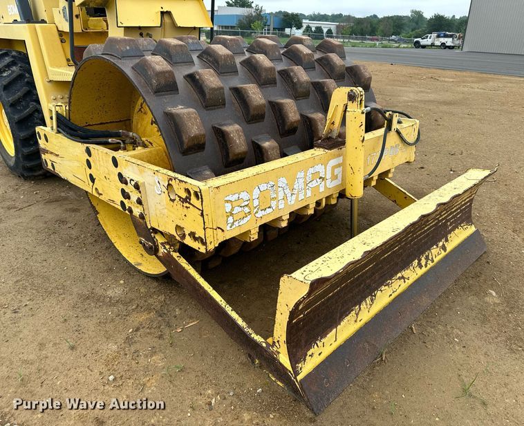 image for item DS2097 Bomag BW172PDB-2  single drum roller