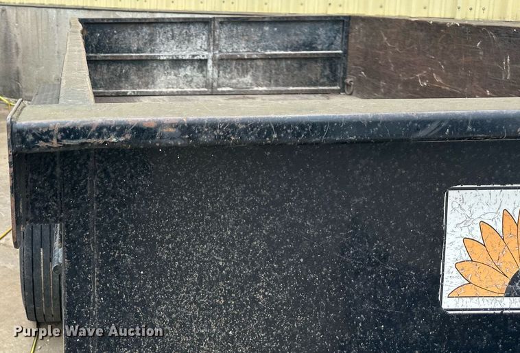 image for item DS2098 2015 Towmaster T-12HD  dump trailer