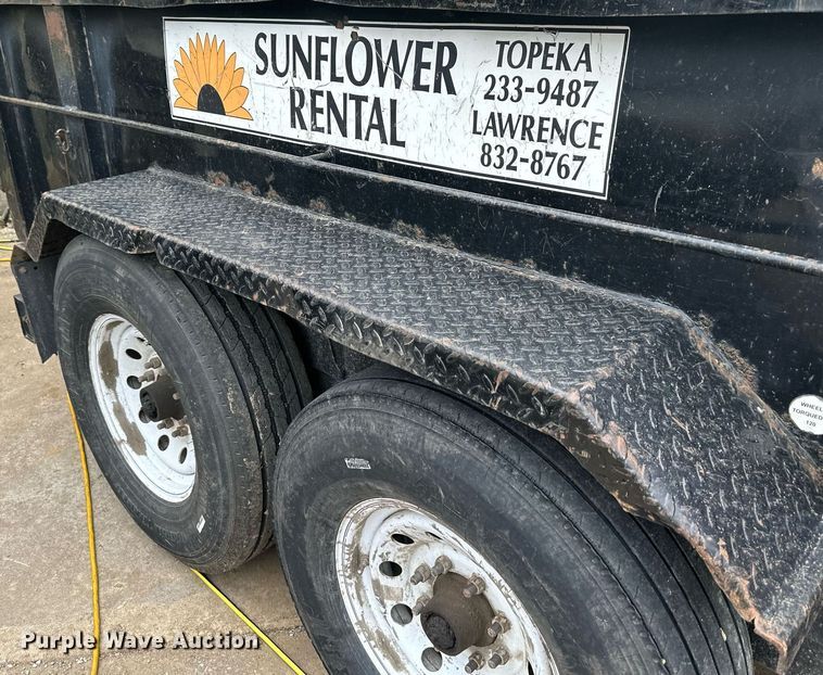 image for item DS2098 2015 Towmaster T-12HD  dump trailer