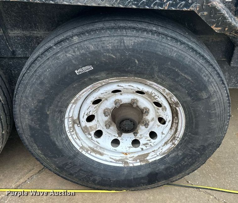 image for item DS2098 2015 Towmaster T-12HD  dump trailer