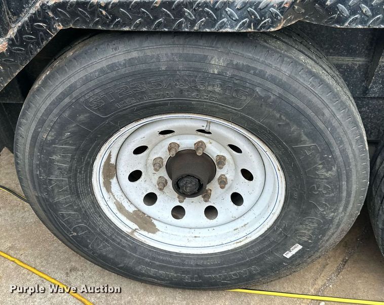 image for item DS2098 2015 Towmaster T-12HD  dump trailer