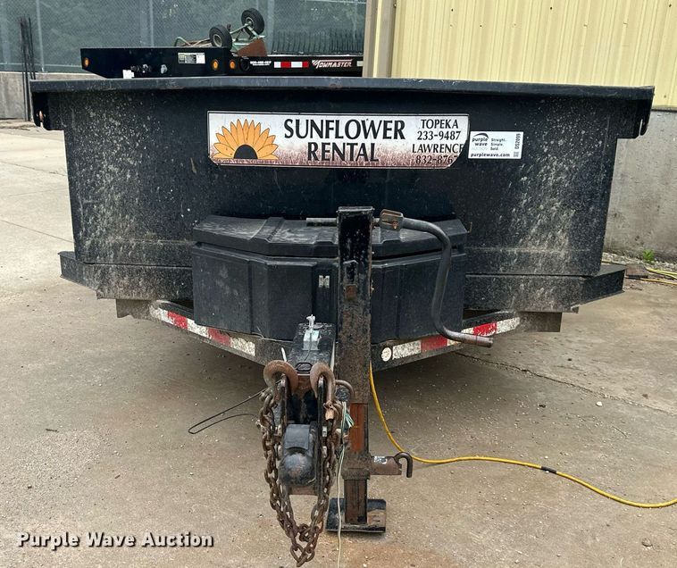 image for item DS2099 2016 Towmaster T-12HD  dump trailer
