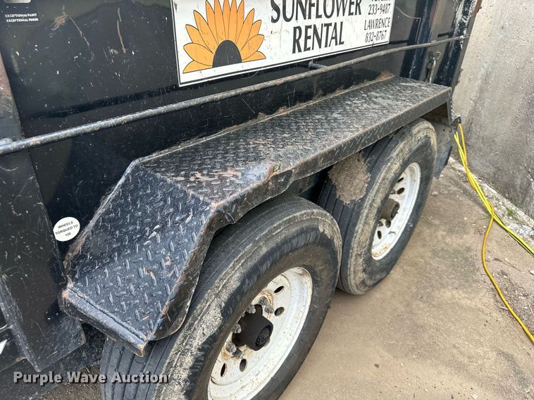 image for item DS2099 2016 Towmaster T-12HD  dump trailer