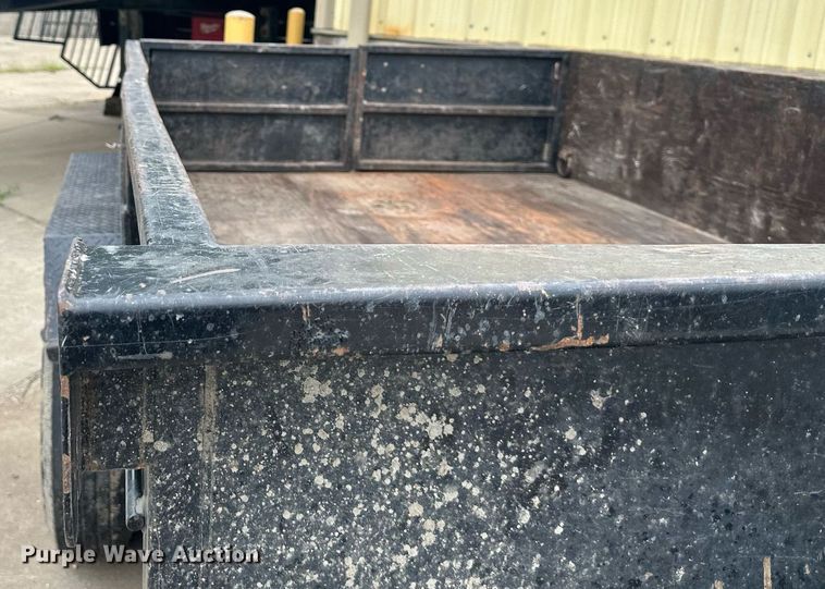 image for item DS2099 2016 Towmaster T-12HD  dump trailer