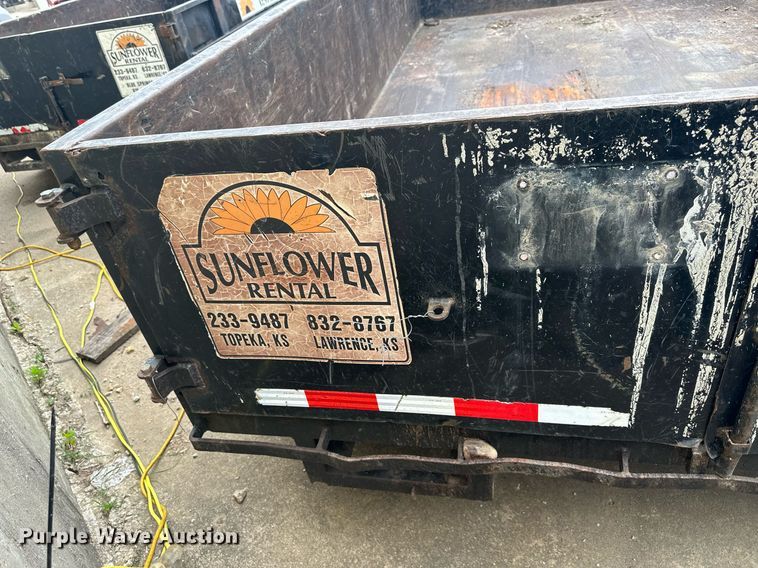 image for item DS2099 2016 Towmaster T-12HD  dump trailer
