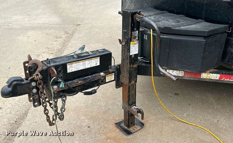 image for item DS2099 2016 Towmaster T-12HD  dump trailer