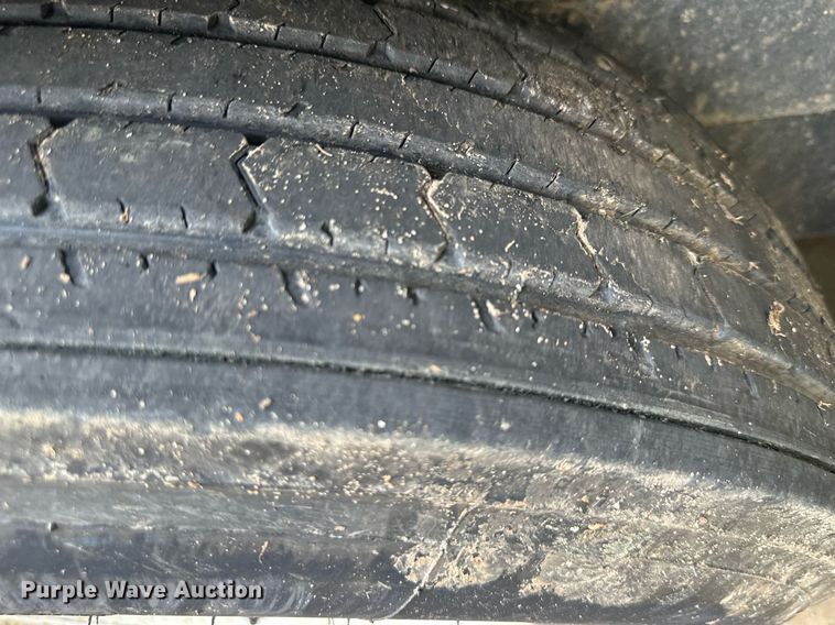 image for item DS2099 2016 Towmaster T-12HD  dump trailer