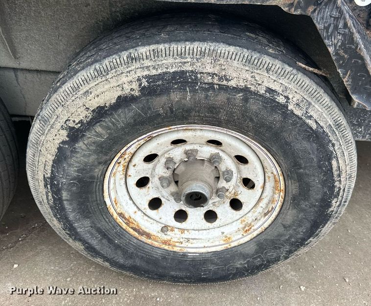 image for item DS2099 2016 Towmaster T-12HD  dump trailer