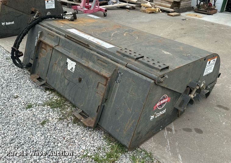 image for item DS2116 Bobcat  72" W skid steer sweeper