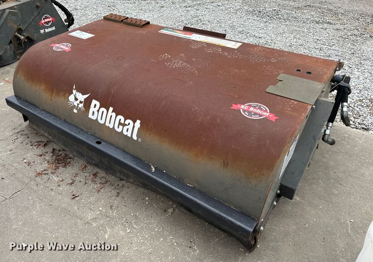 image for item DS2117 Bobcat  72" W skid steer sweeper