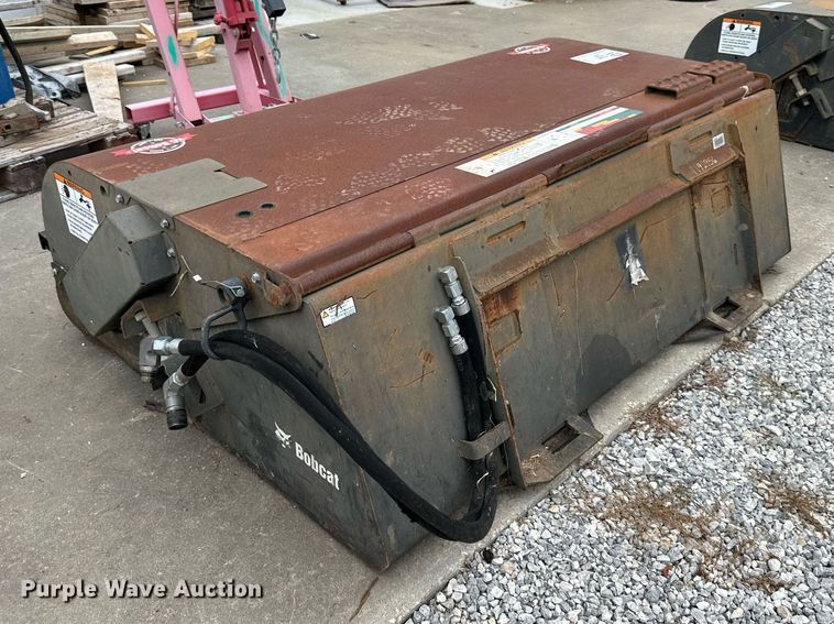 image for item DS2117 Bobcat  72" W skid steer sweeper