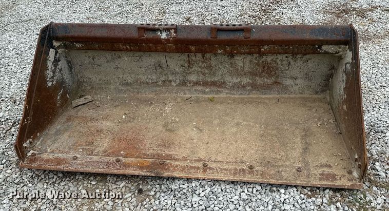 image for item DS2118 Bobcat  73" W skid steer bucket