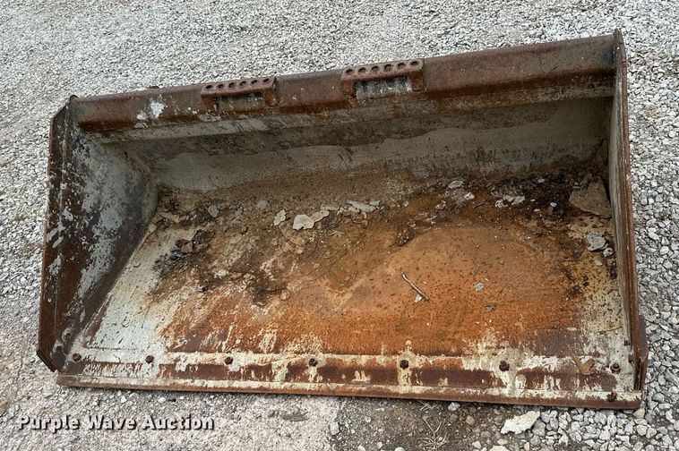 image for item DS2120 Bobcat  68" W skid steer bucket