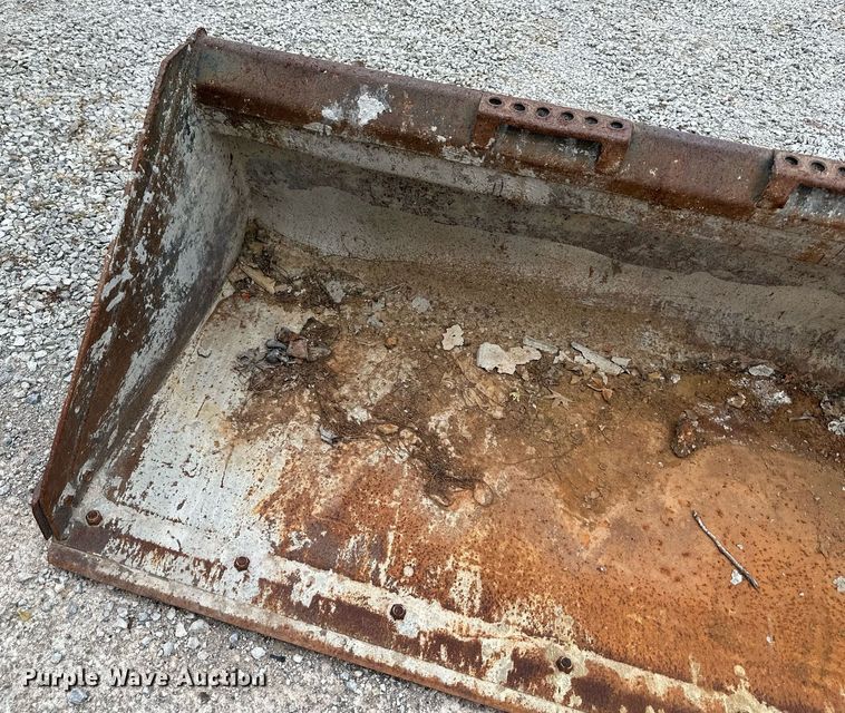 image for item DS2120 Bobcat  68" W skid steer bucket