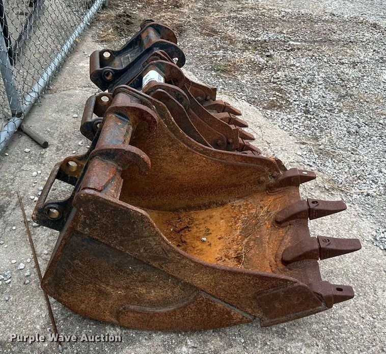 image for item DS2122 (3) Bobcat excavator buckets