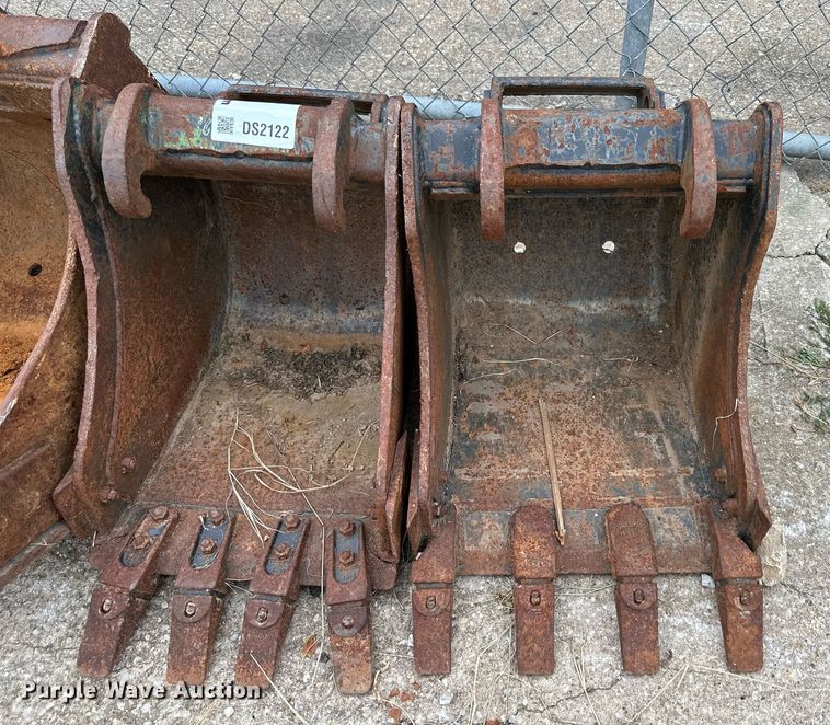 image for item DS2122 (3) Bobcat excavator buckets