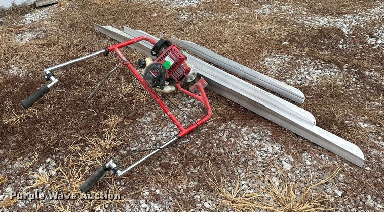 image for item DS2123 Vibratory screed