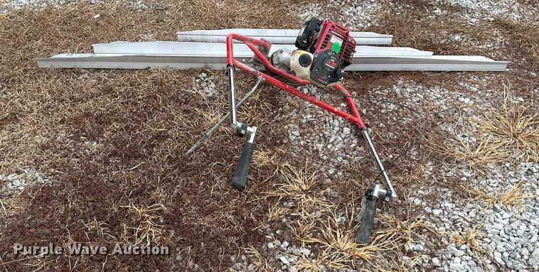 image for item DS2123 Vibratory screed