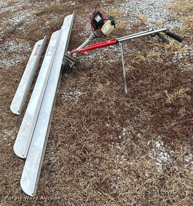 image for item DS2123 Vibratory screed