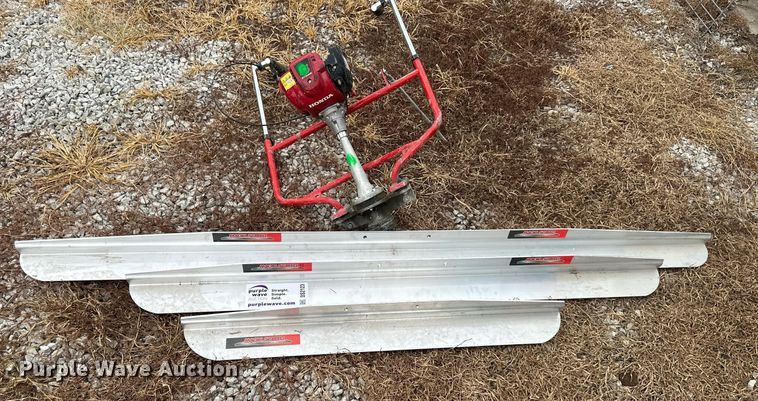 image for item DS2123 Vibratory screed