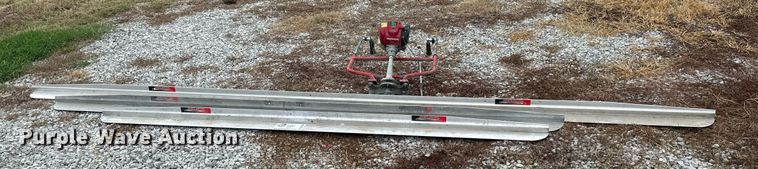 image for item DS2124 Vibratory screed