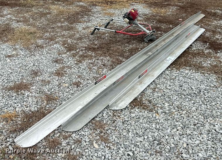 image for item DS2124 Vibratory screed