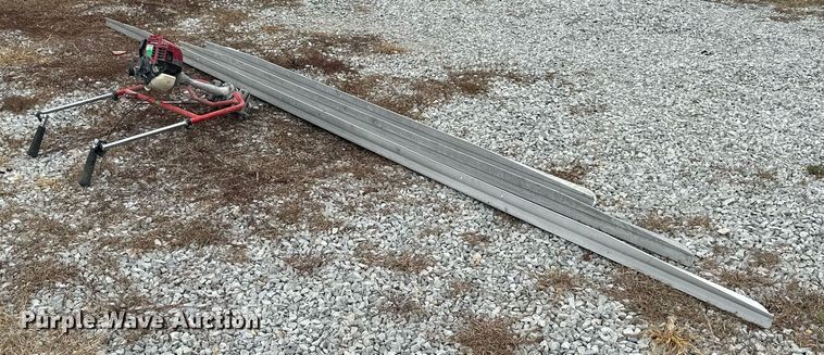 image for item DS2124 Vibratory screed