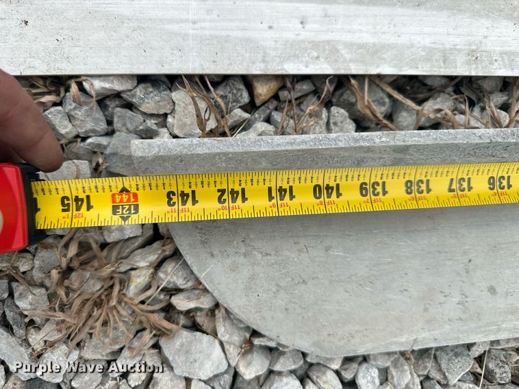 image for item DS2124 Vibratory screed