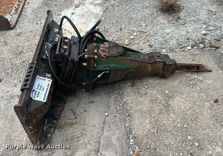 image for item DS2125 Bobcat  skid steer breaker