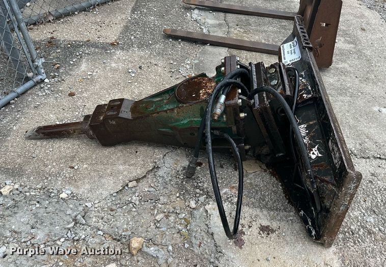 image for item DS2125 Bobcat  skid steer breaker