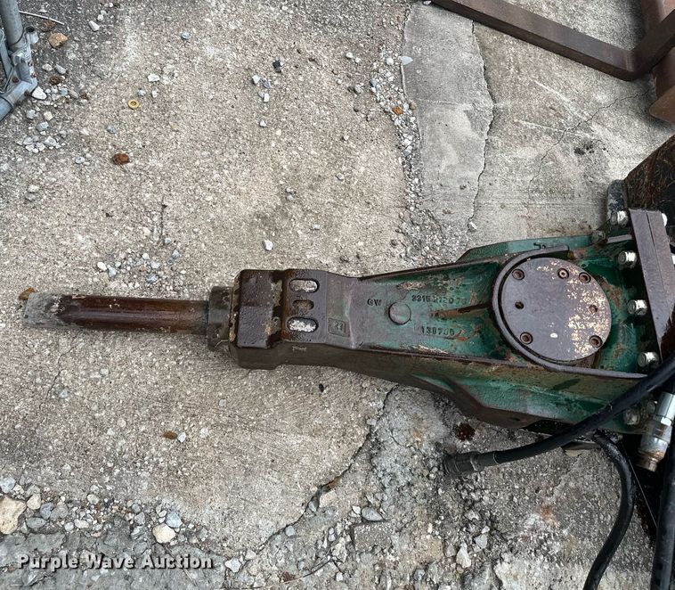 image for item DS2125 Bobcat  skid steer breaker