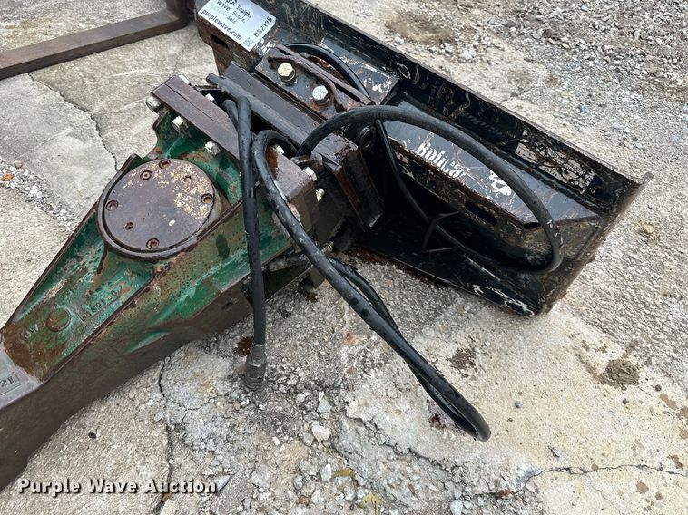 image for item DS2125 Bobcat  skid steer breaker