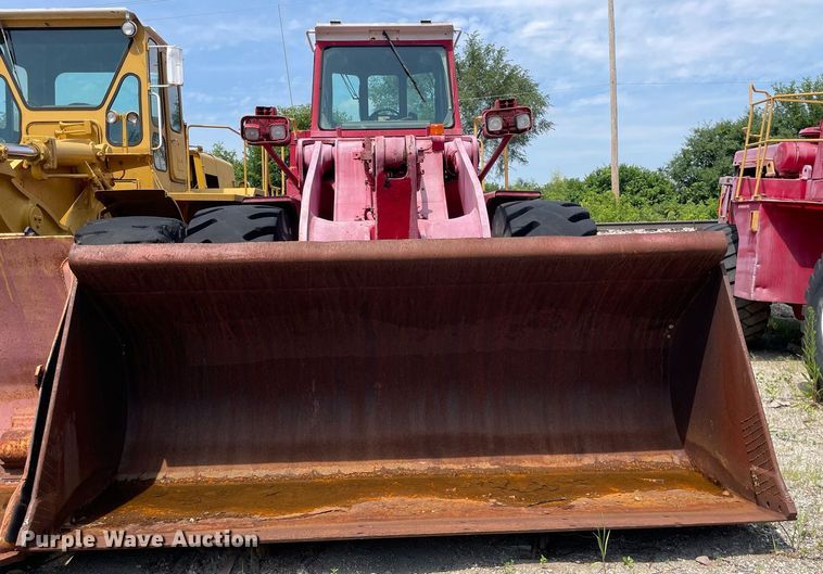 image for item DS8774 Dresser 555  wheel loader