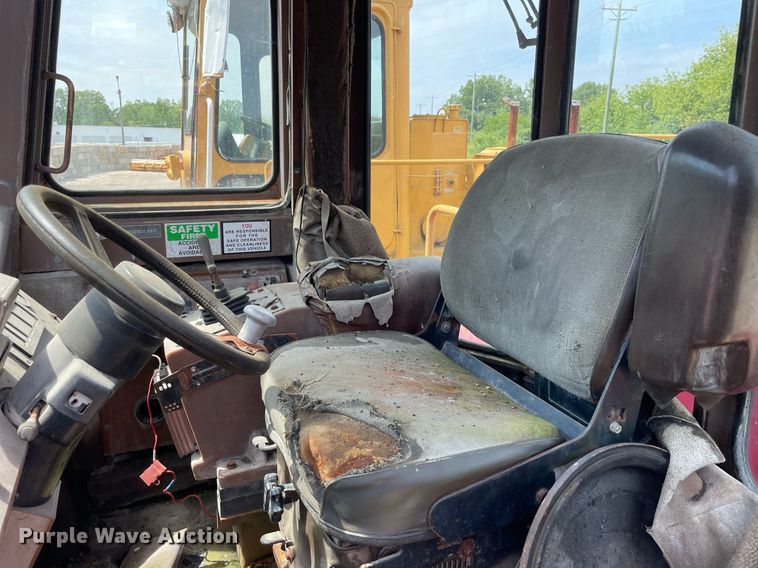 image for item DS8774 Dresser 555  wheel loader