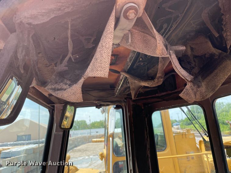 image for item DS8774 Dresser 555  wheel loader